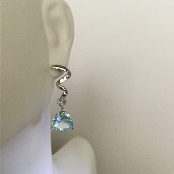 14k GOLD AQUAMARINE EARRINGS - Picture 4 of 6